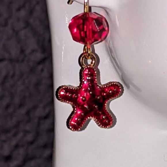 Red Starfish Earrings - Picture 3 of 10